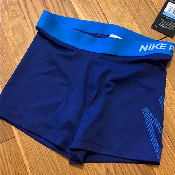 Two pair of Nike Pro Cool Dri-Fit shorts - Picture 5 of 7
